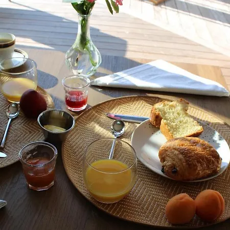 Le Jardin 51 Bed & Breakfast