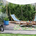 Le Jardin 51 3*