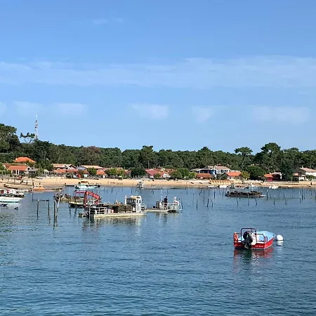 Le Jardin 51 ベッド・アンド・ブレックファスト 3*