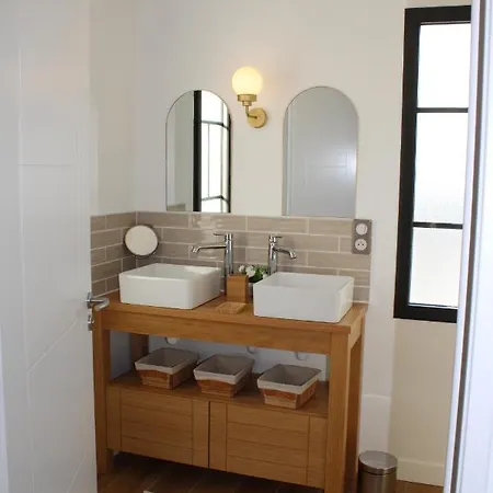 Le Jardin 51 Oda ve Kahvaltı Andernos-les-Bains